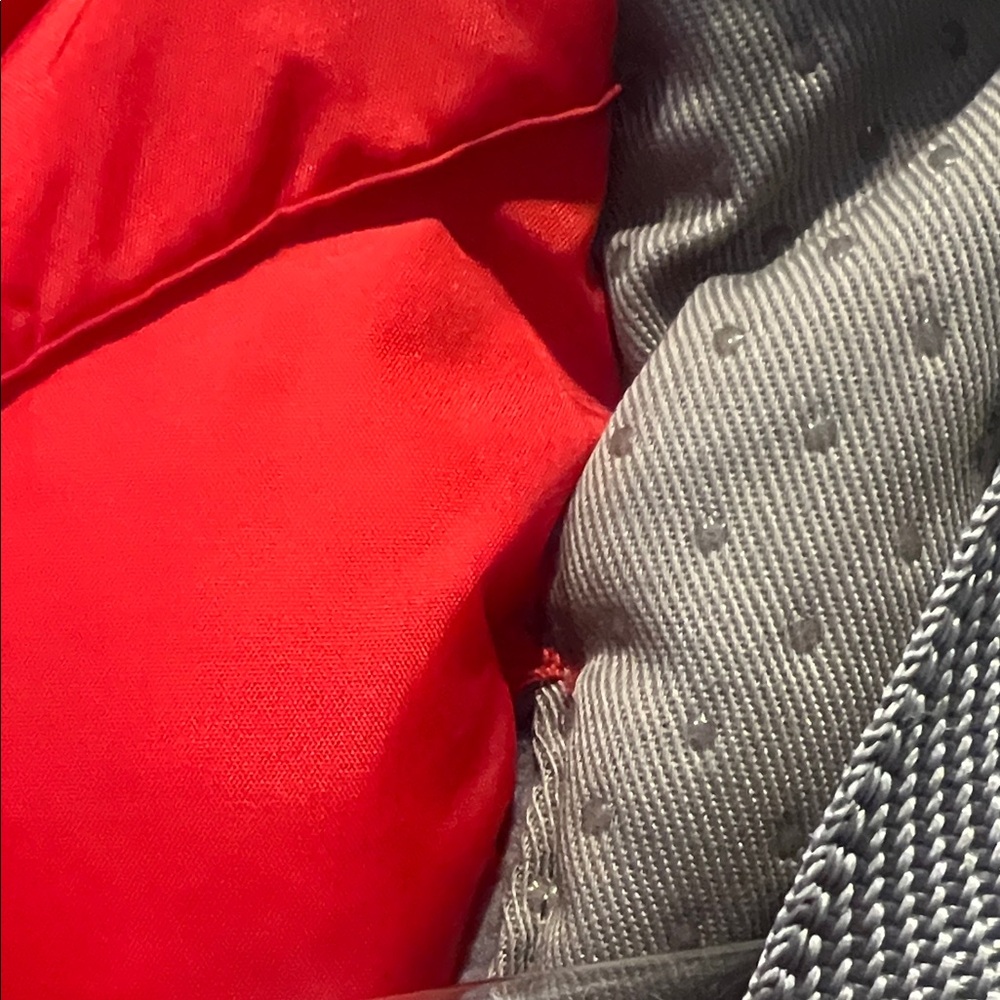 NEW 7 A.M. 212 Evolution Red Stroller blanket - Picture 6 of 11